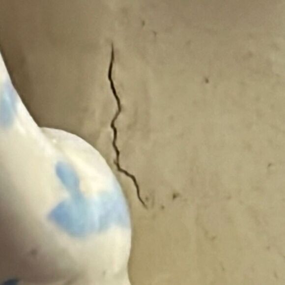 Vintage Italian Painted Creamer - Signed (8142) - Picture 7 of 7